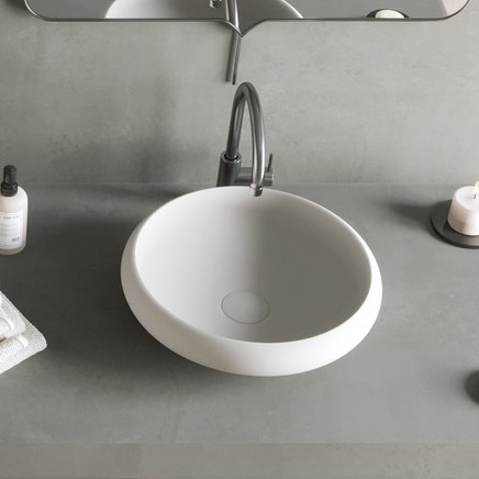 Round Curved Washbasin Design by Ideavit