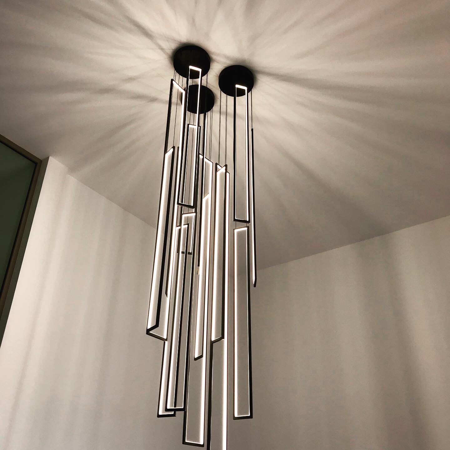 Luxury Pendant LED Fixture by Cinier