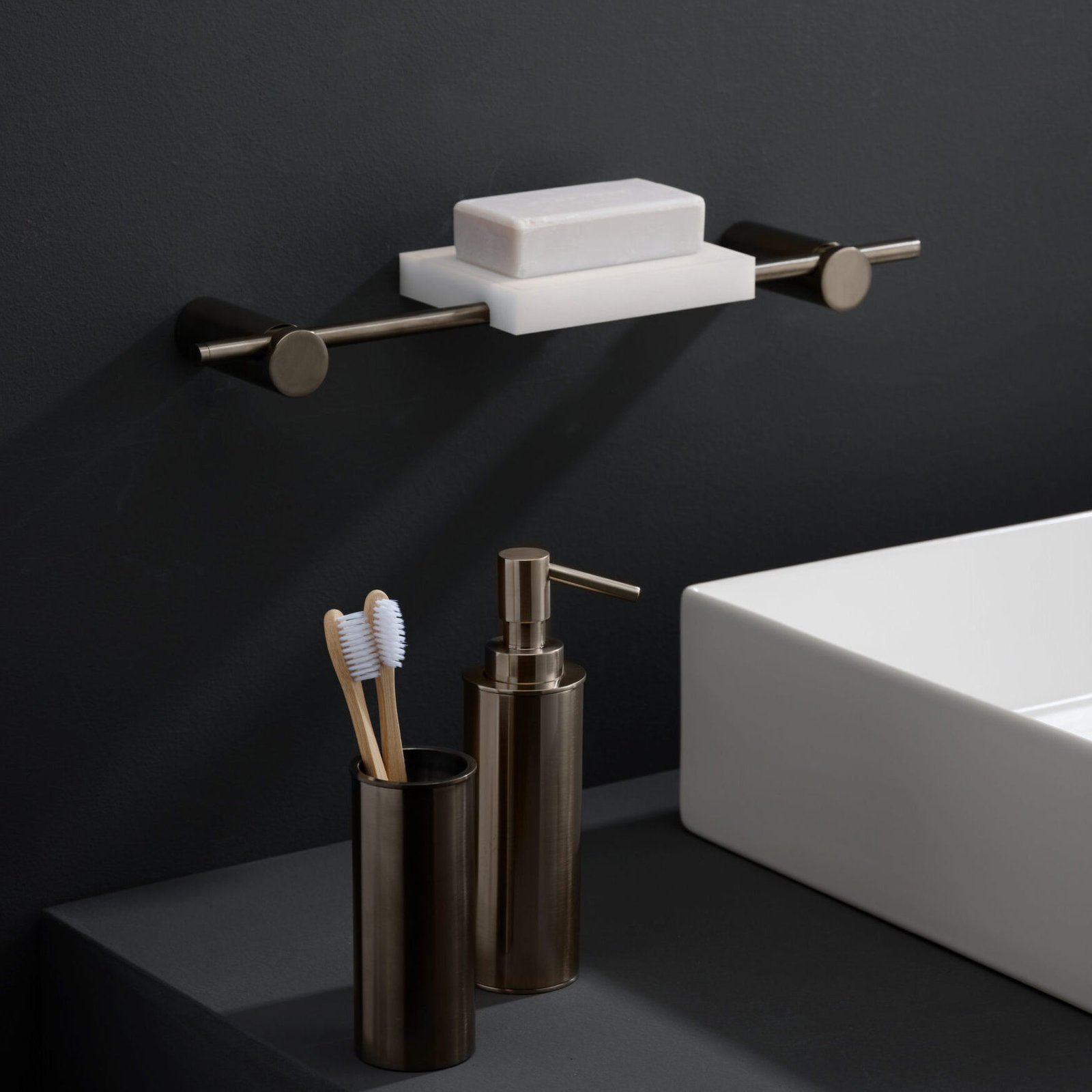 pscbath-premium-towel-bar-with-soap-tray-ritmonio Premium Towel Bar With Soap Tray by Ritmonio