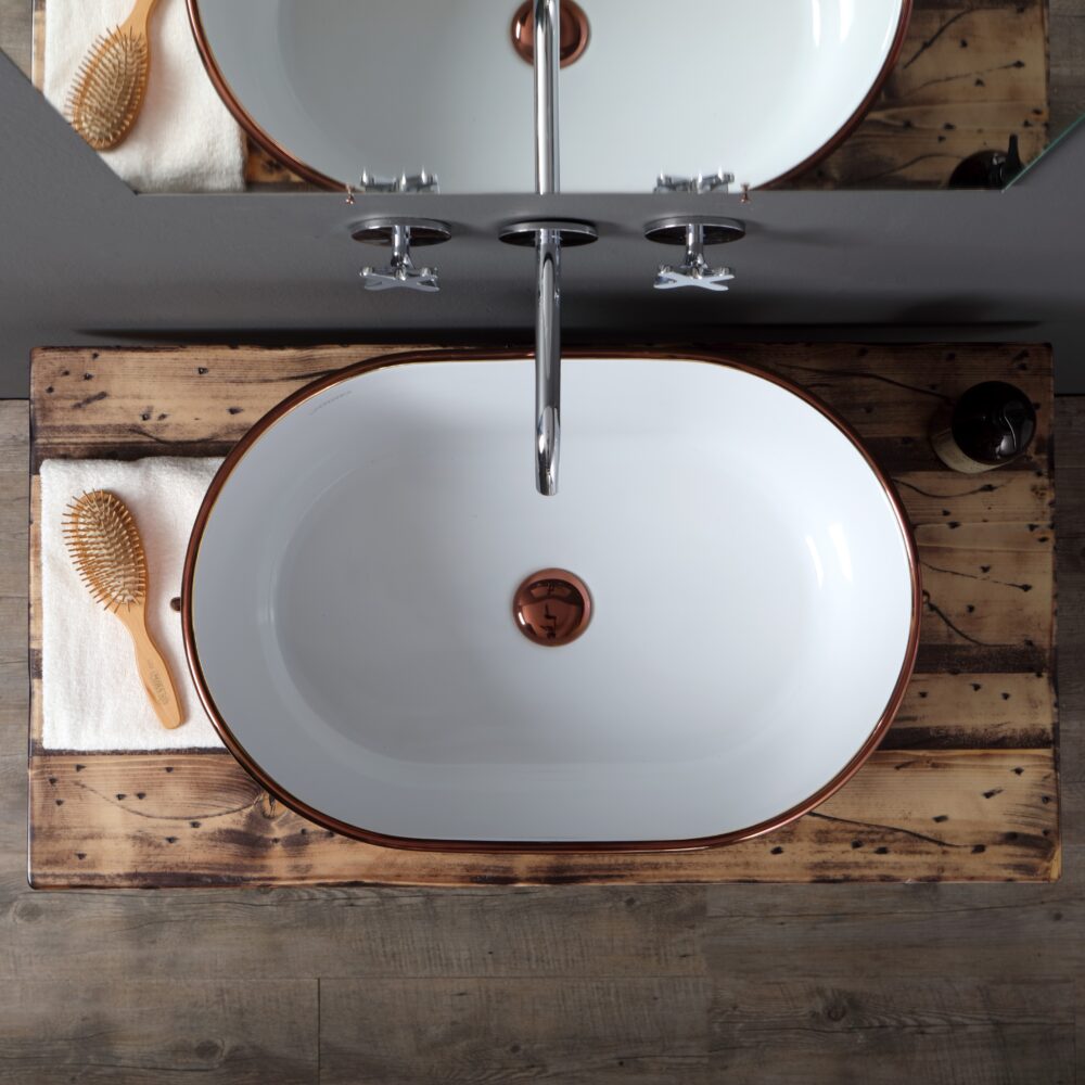 Elongated Countertop or wall-hung ceramic washbasin by Horganica